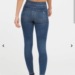 SPANX Distressed Ankle Skinny Jeans, Medium Wash SIZE Small